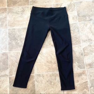 *sold* Coco + Carmen leggings Size S/M